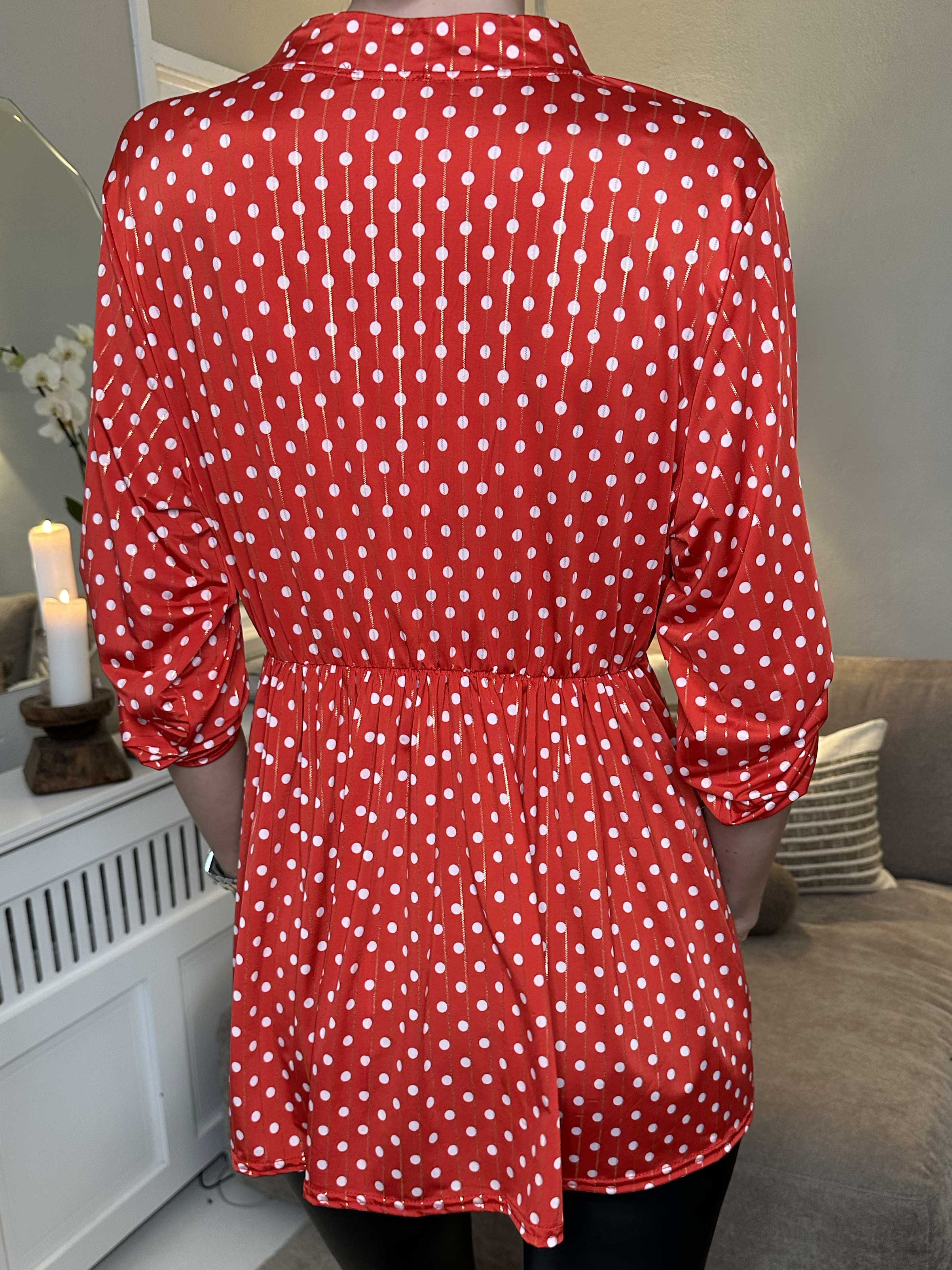 Katja Dot - Elastisk tunika med prickar och resår i midjan